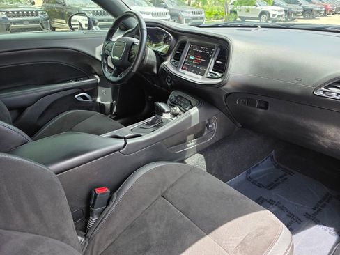 Certified 2023 Dodge Challenger R/T w/ Plus Package image 9