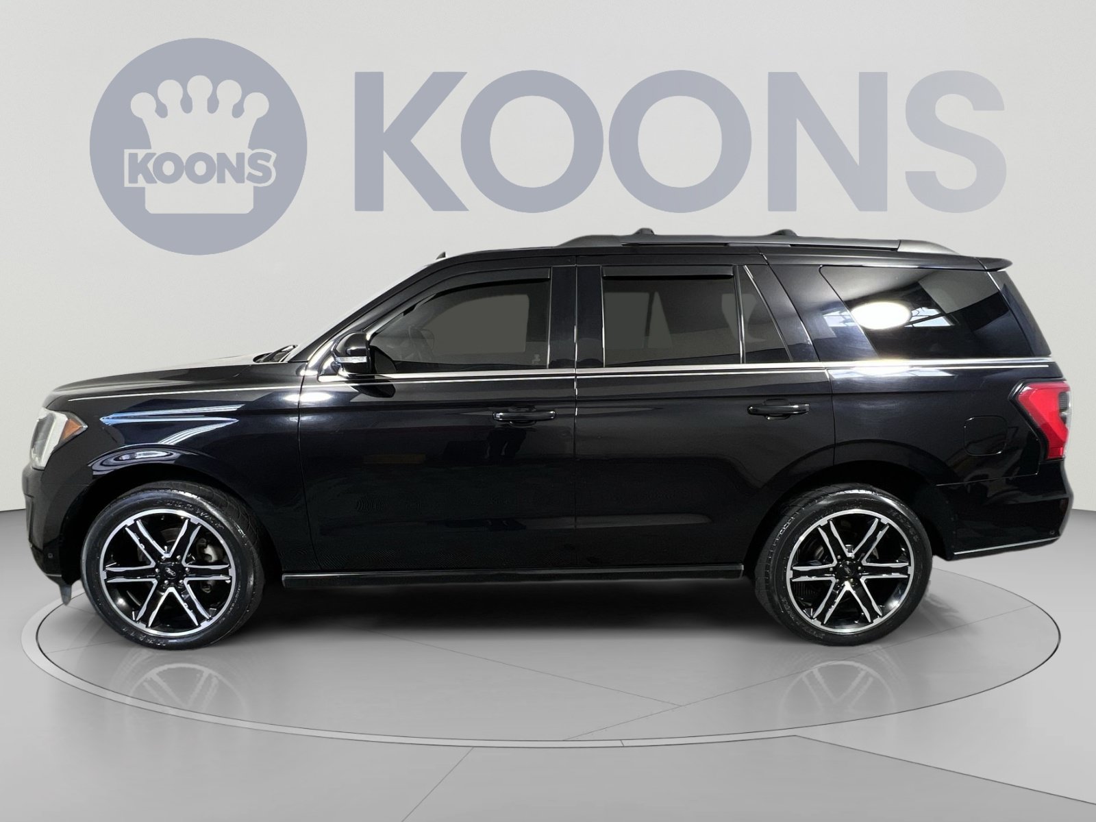 Used 2019 Ford Expedition Limited w/ Equipment Group 303A AWD/4WD image 7