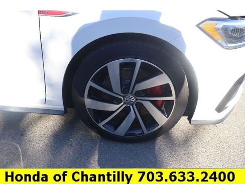 Used 2019 Volkswagen Jetta GLI Autobahn image 29