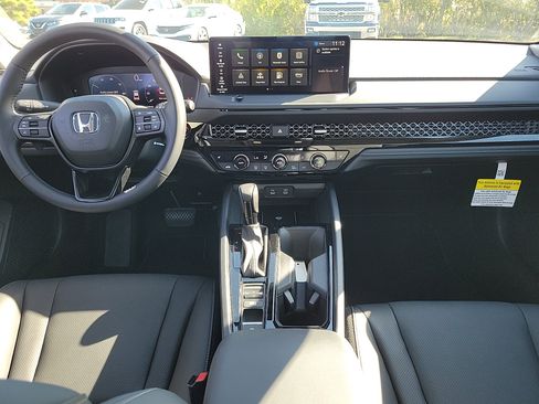 Certified 2025 Honda Accord EX-L image 9