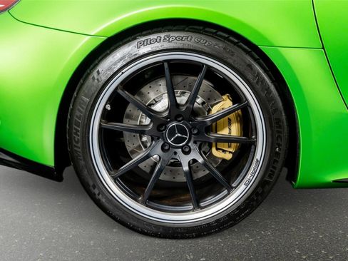 Used 2020 Mercedes-Benz AMG GT R image 9