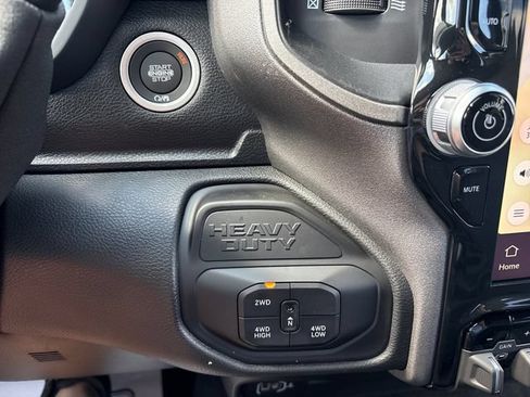 New 2026 RAM 2500 Tradesman AWD/4WD image 18
