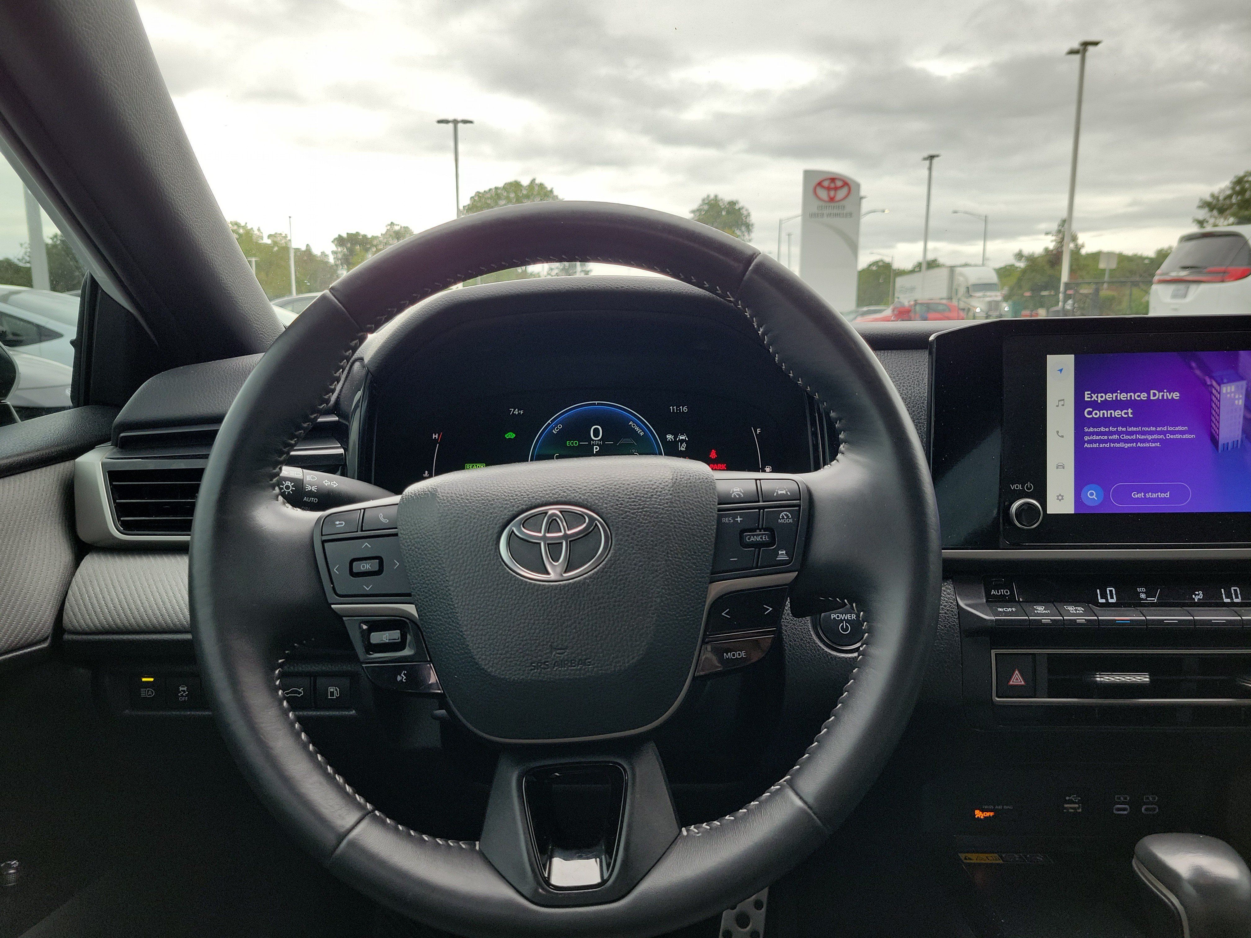 Certified 2025 Toyota Camry SE w/ Convenience Package FWD image 17