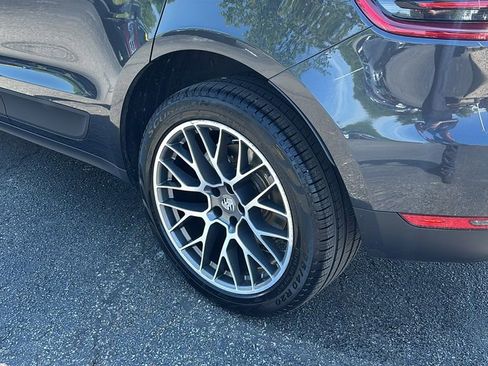 Used 2018 Porsche Macan S AWD/4WD image 9