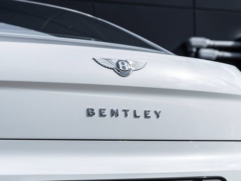 Used 2021 Bentley Flying Spur W12 AWD/4WD image 13