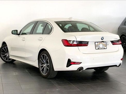 Used 2021 BMW 330i Sedan w/ Convenience Package image 5