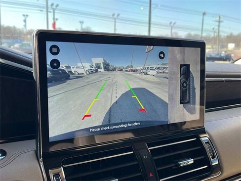 Used 2023 Lincoln Navigator L Reserve image 22