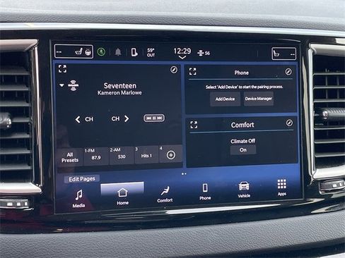 Used 2024 Chrysler Pacifica Touring-L image 16