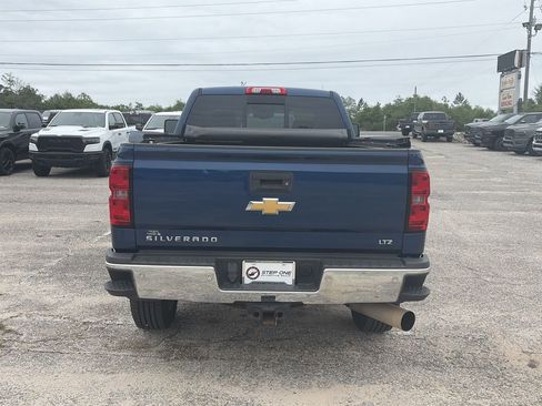Used 2015 Chevrolet Silverado 2500 LTZ w/ Duramax Plus Package AWD/4WD image 6