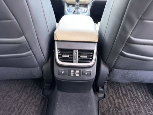 Certified 2025 Subaru Outback Limited AWD/4WD image 21