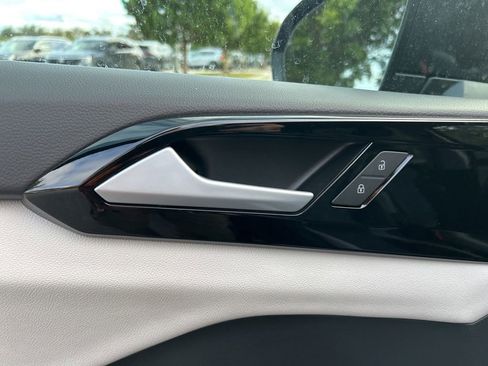 New 2026 Volkswagen Taos S image 17