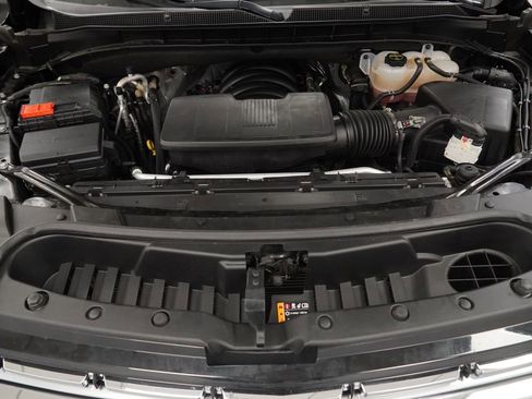 Used 2024 Chevrolet Suburban Premier image 54