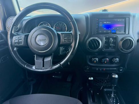 Used 2017 Jeep Wrangler Unlimited Sport AWD/4WD image 16