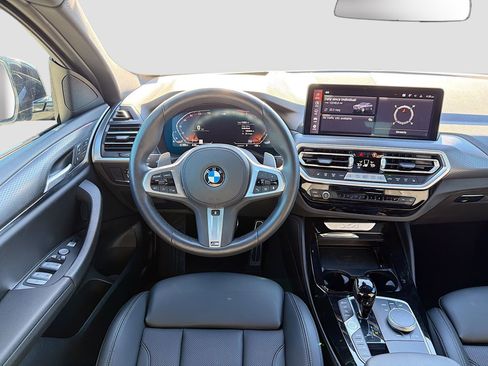 Certified 2025 BMW X4 xDrive30i image 20