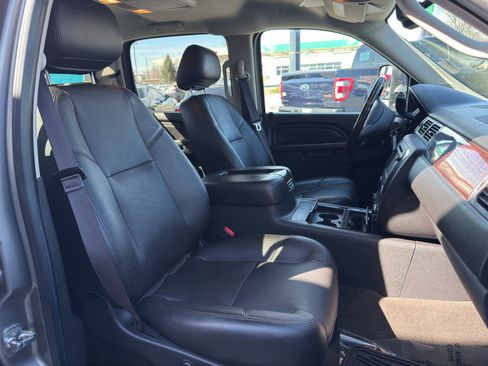 Used 2013 GMC Sierra 3500 Denali image 14