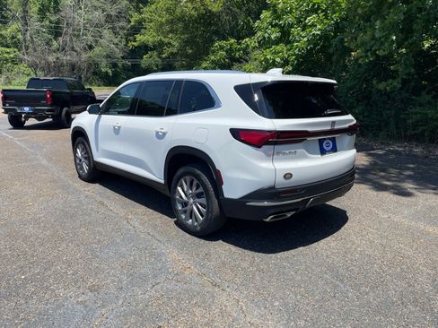 New 2026 Buick Enclave Preferred w/ Power Package FWD image 3