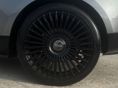 Used 2023 Land Rover Range Rover SE image 53