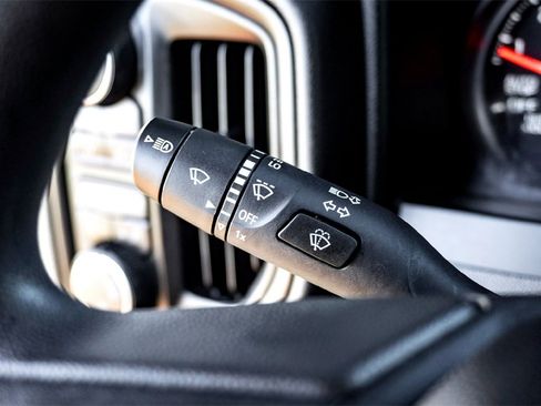 Used 2024 Chevrolet Silverado 1500 Custom w/ Turbomax Blackout Package image 19