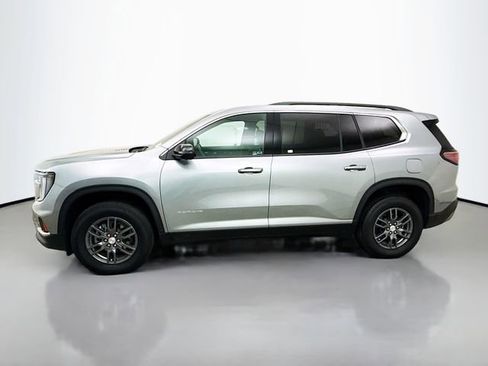 Used 2025 GMC Acadia Elevation image 4