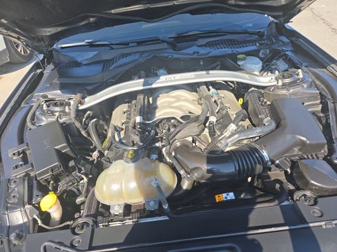 Used 2017 Ford Mustang GT Premium w/ GT Performance Package image 19