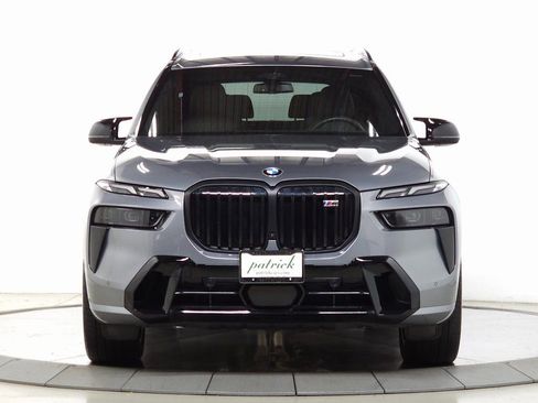 Used 2025 BMW X7 M60i AWD/4WD image 2