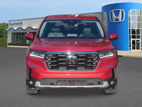 New 2025 Honda Pilot EX-L image 6