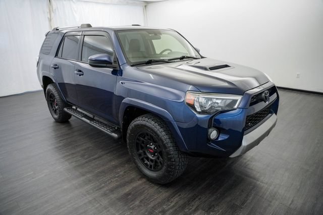 Used 2016 Toyota 4Runner Trail AWD/4WD image 2