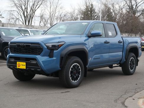 New 2026 Toyota Tacoma TRD Off-Road AWD/4WD image 4