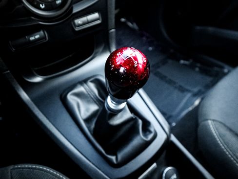 Used 2015 Ford Fiesta ST image 24