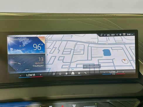 Used 2025 BMW X3 xDrive30i w/ Premium Package AWD/4WD image 15