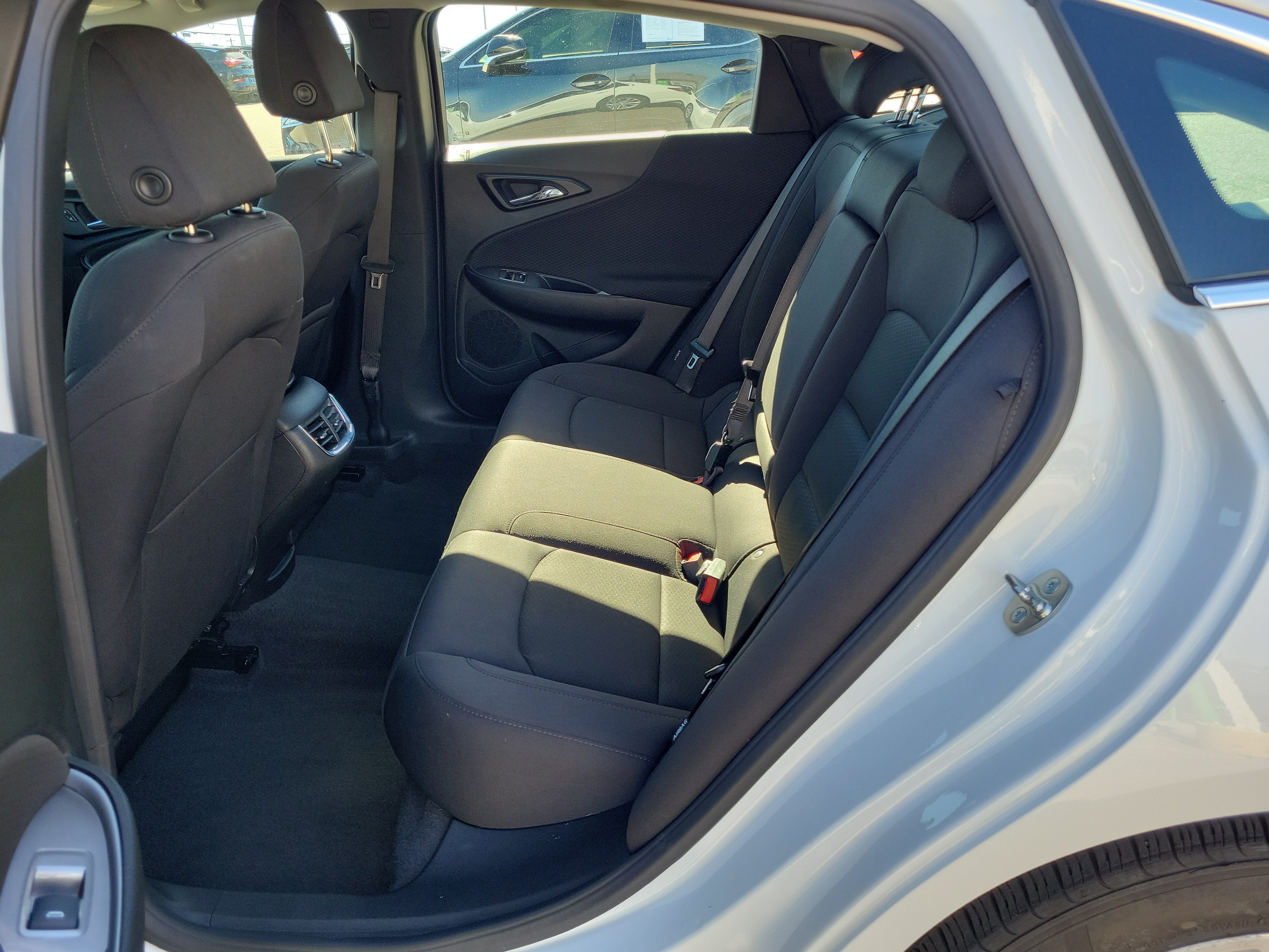 Used 2024 Chevrolet Malibu LT FWD image 11