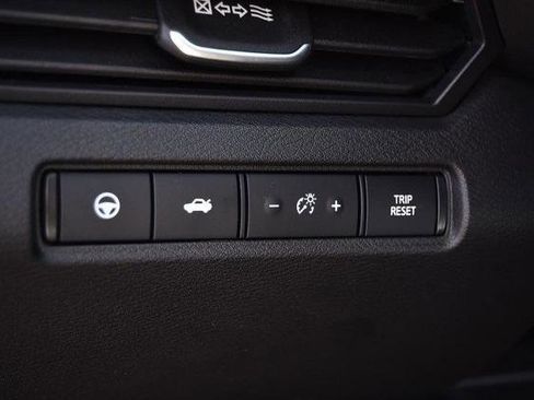 Certified 2024 Nissan Altima 2.0 SR image 11