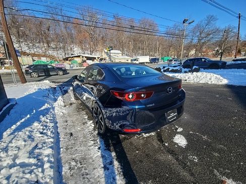 Used 2024 MAZDA MAZDA3 s image 5