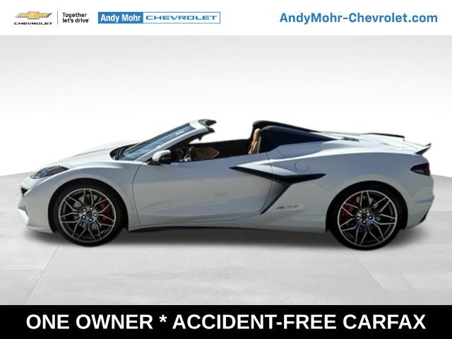 Used 2023 Chevrolet Corvette Z06 w/ Chrome Exterior Badge Package RWD image 14