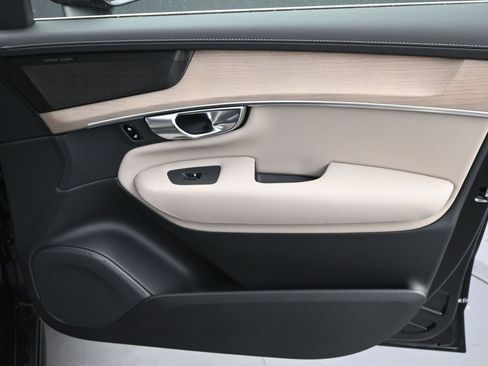 New 2026 Volvo XC90 B6 Plus AWD/4WD image 13