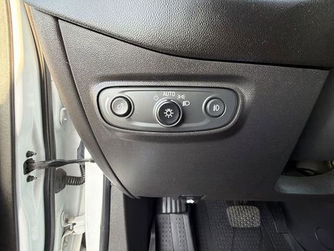 Certified 2019 Chevrolet Equinox Premier image 19