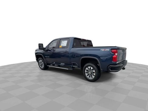 Used 2022 Chevrolet Silverado 2500 Custom image 6