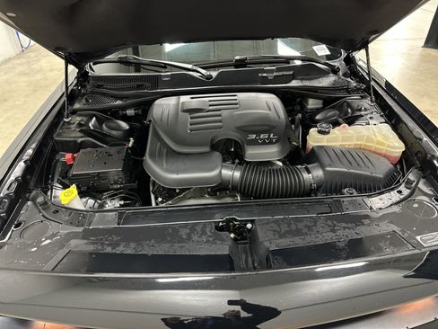 Used 2023 Dodge Challenger SXT w/ Plus Package image 34