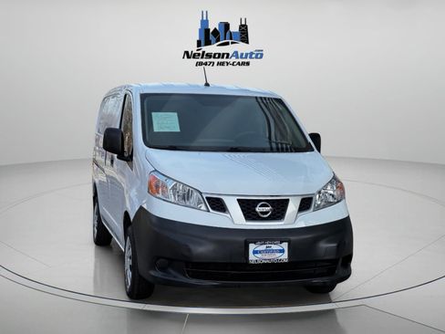 Used 2017 Nissan NV200 S w/ Cruise Control Package image 2