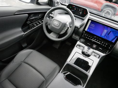 Certified 2023 Toyota bZ4X Limited image 9