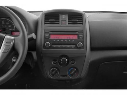 Used 2019 Nissan Versa SV image 13