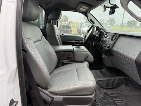Used 2011 Ford F550 4x4 Regular Cab Super Duty w/ Payload Upgrade Pkg image 10