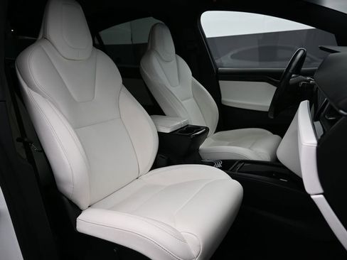 Used 2018 Tesla Model X 100D image 26