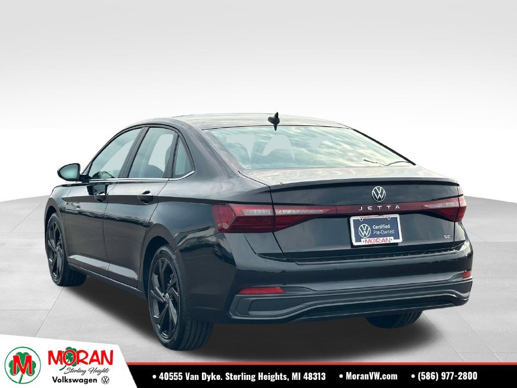 Certified 2026 Volkswagen Jetta SE w/ Black Wheel Package FWD image 3