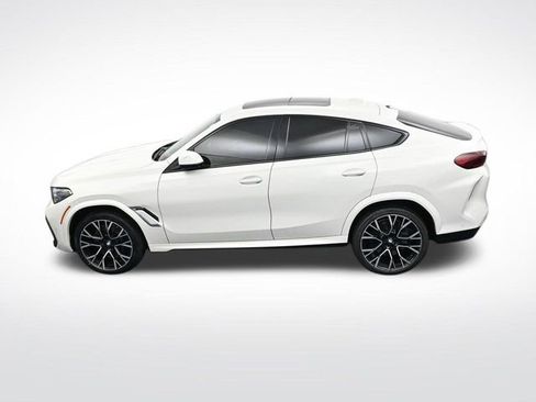 Used 2021 BMW X6 M w/ Executive Package image 25