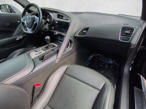 Used 2019 Chevrolet Corvette Grand Sport w/ Carbon Flash Badge Package image 17