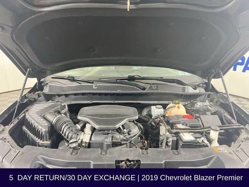 Used 2019 Chevrolet Blazer Premier w/ Sun and Wheels Package AWD/4WD image 36