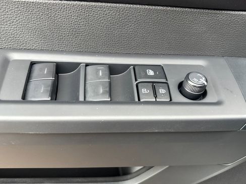New 2026 Toyota Tundra SR5 AWD/4WD image 8