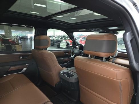 New 2025 Toyota Tundra Platinum AWD/4WD image 11