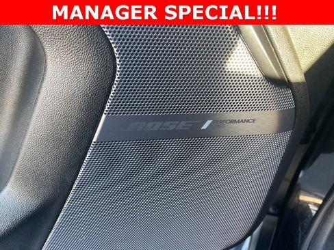 Certified 2025 GMC Yukon XL AT4 Ultimate image 35